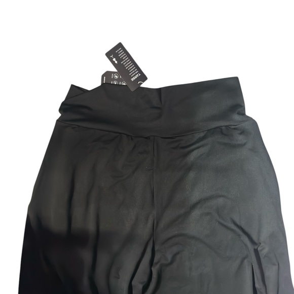 Black Wide-Leg Pants - Picture 3 of 5